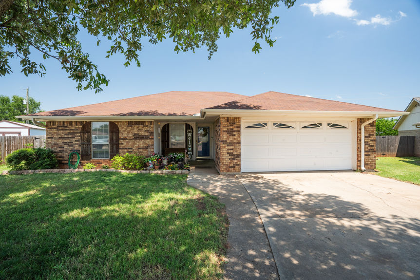 3_ShadyBrookCt_SummerMills-1