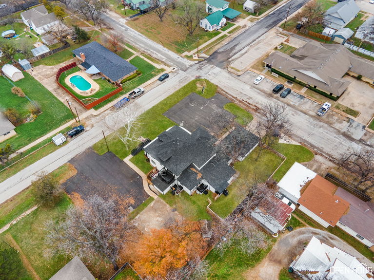 109-web-or-mls-405-w-gilbert-st