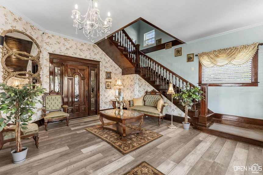 18-web-or-mls-405-w-gilbert-st