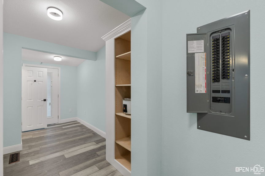 62-web-or-mls-405-w-gilbert-st