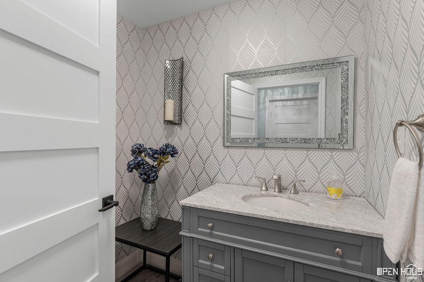 75-web-or-mls-405-w-gilbert-st