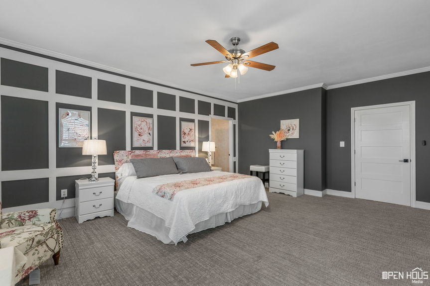 77-web-or-mls-405-w-gilbert-st