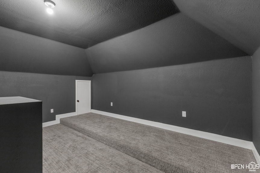 89-web-or-mls-405-w-gilbert-st