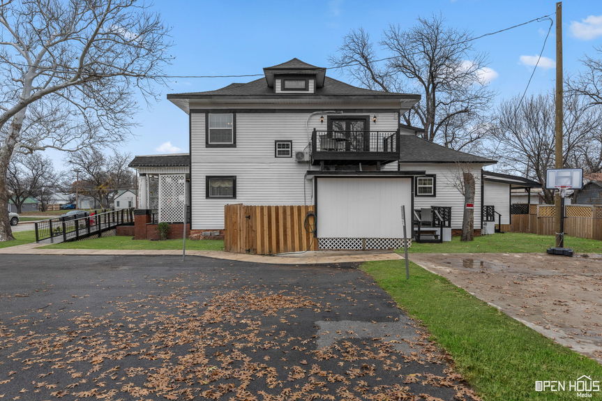 91-web-or-mls-405-w-gilbert-st