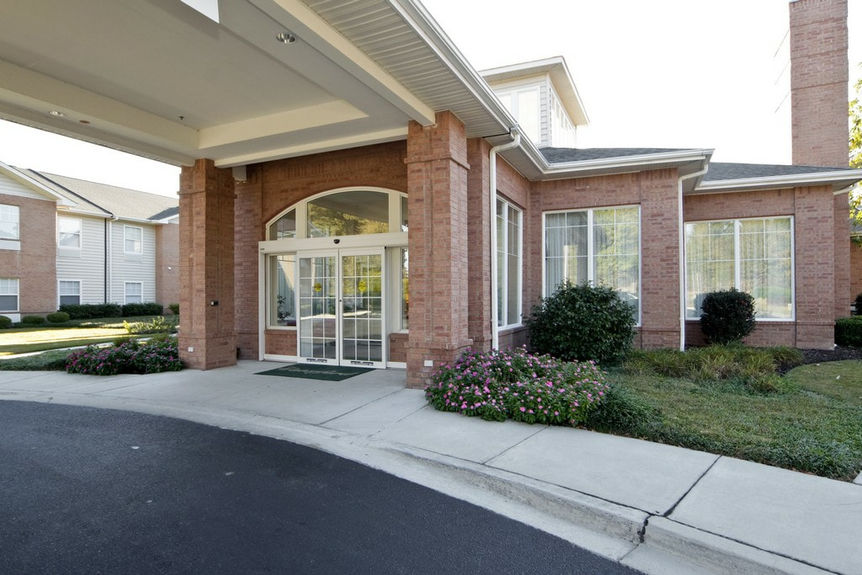 s649610523683685662_p1_i4_w1024