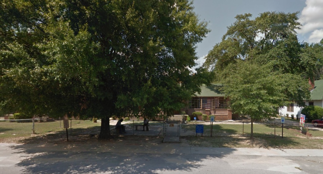 s649610523683685662_p104_i1_w640