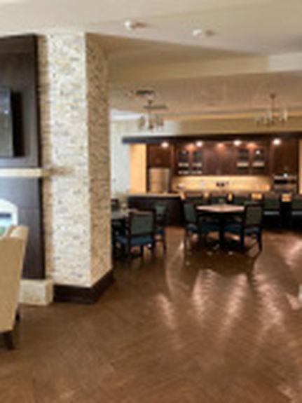 s649610523683685662_p106_i23_w160