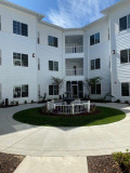 s649610523683685662_p106_i29_w160