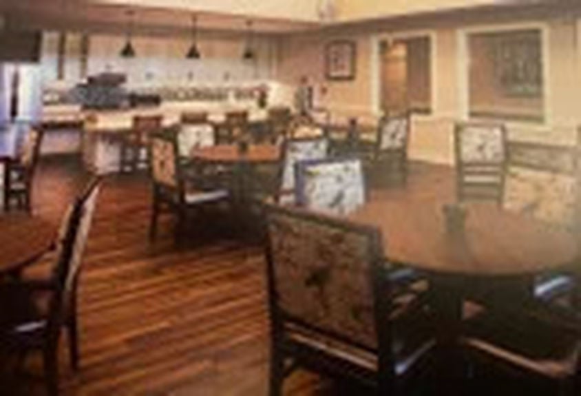 s649610523683685662_p114_i2_w1328