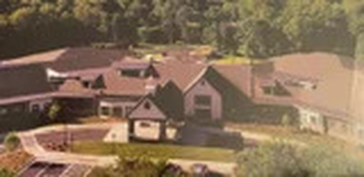 s649610523683685662_p114_i3_w1472