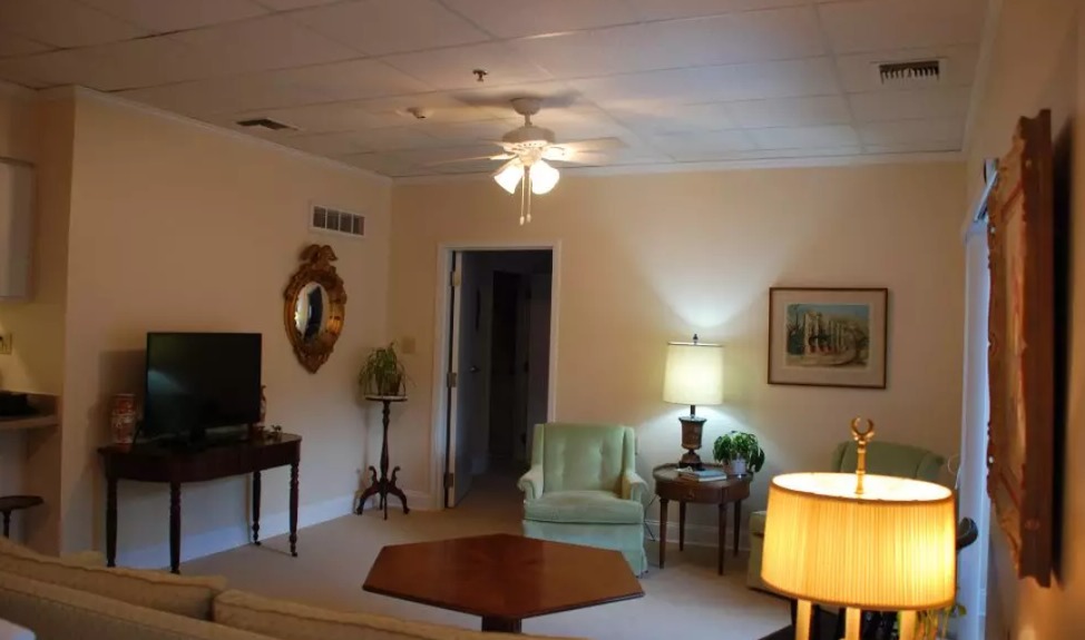 s649610523683685662_p13_i2_w640