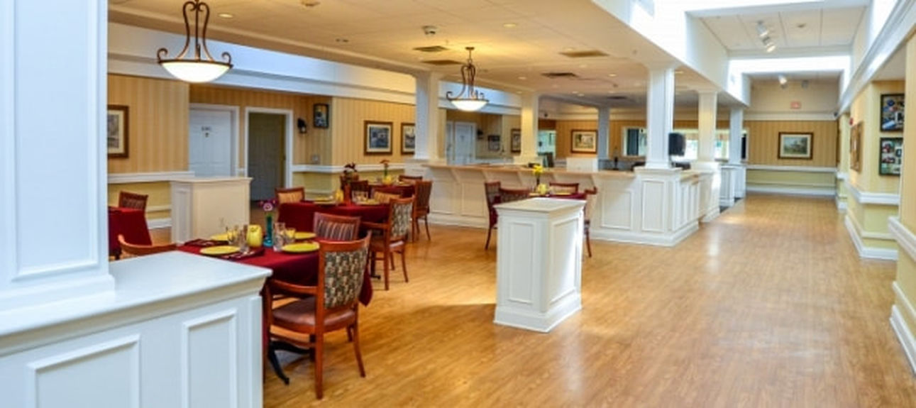 s649610523683685662_p21_i1_w640