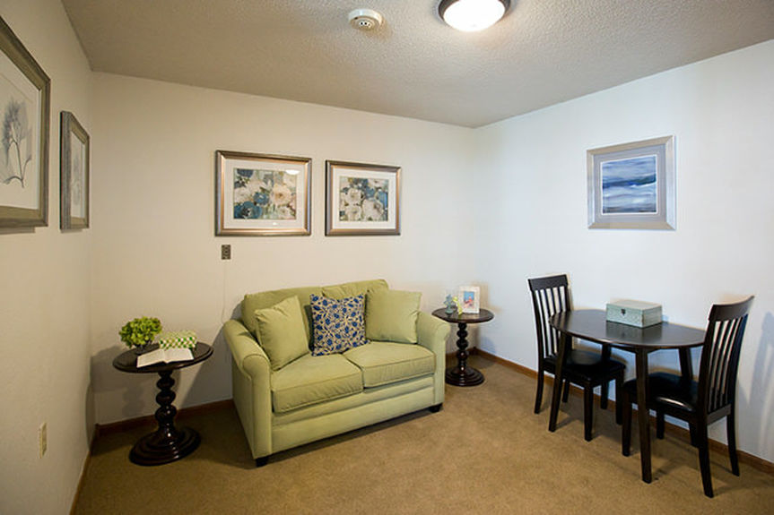 s649610523683685662_p32_i2_w660