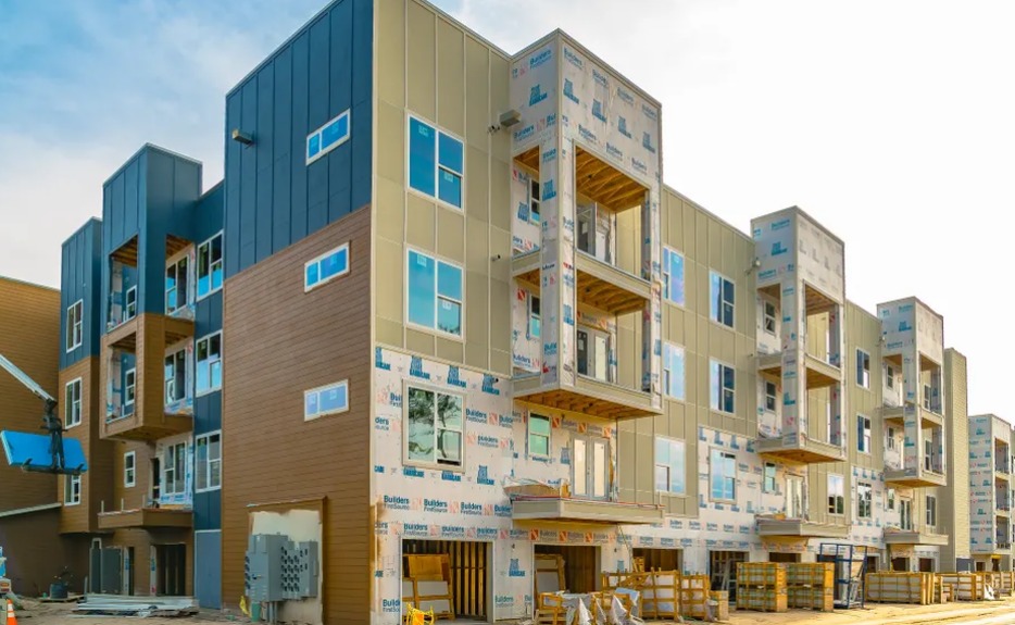 s649610523683685662_p48_i18_w919