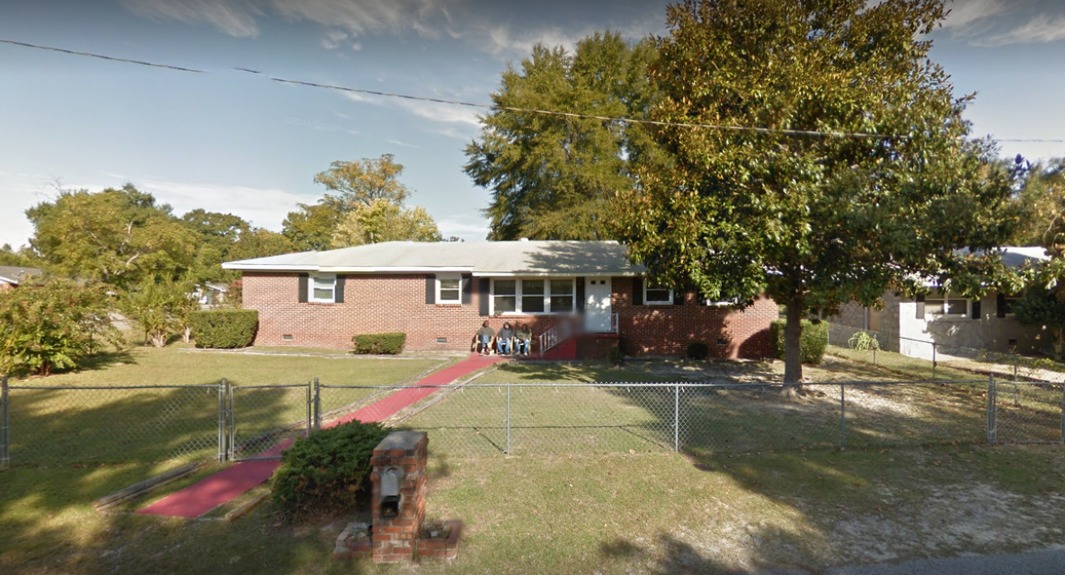 s649610523683685662_p65_i1_w640