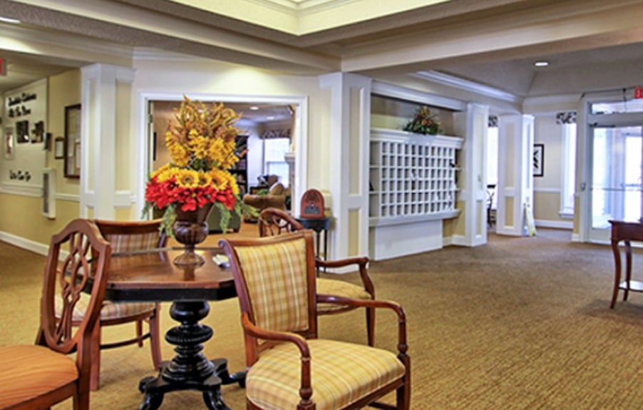 s649610523683685662_p71_i1_w657