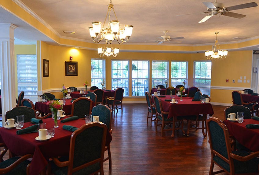 s649610523683685662_p81_i3_w754