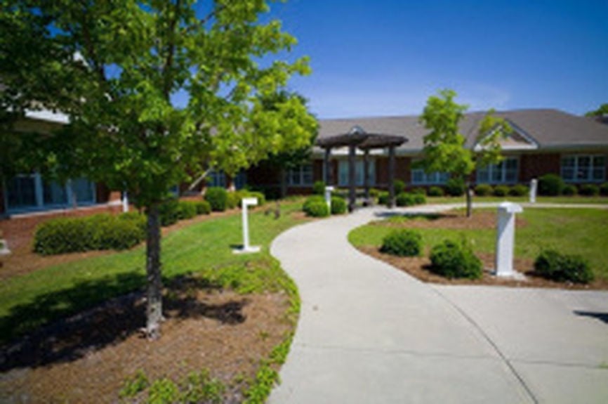 s649610523683685662_p84_i4_w160