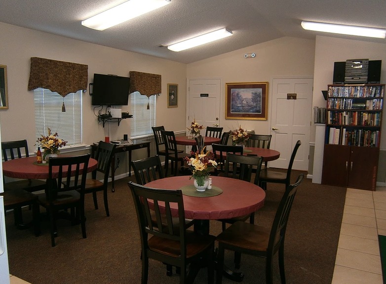 s649610523683685662_p95_i5_w908