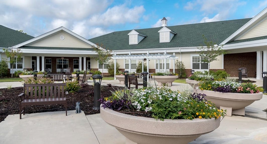 s649610523683685662_p96_i14_w638