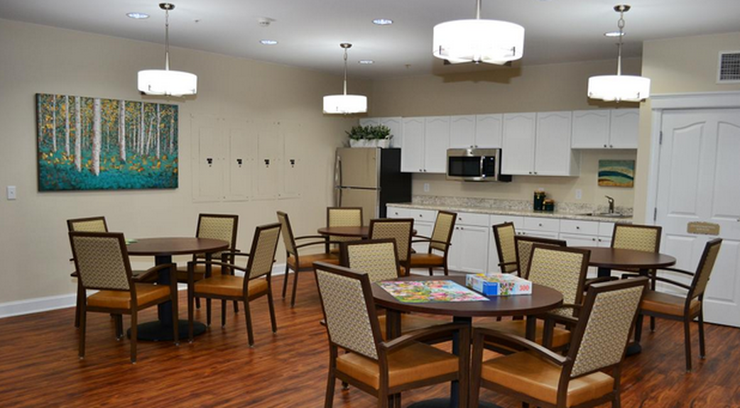 s649610523683685662_p96_i6_w618