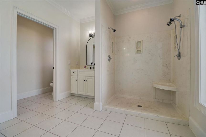 581084-f6098fd5-b57a-4e68-b71f-ff1371f8ed7d