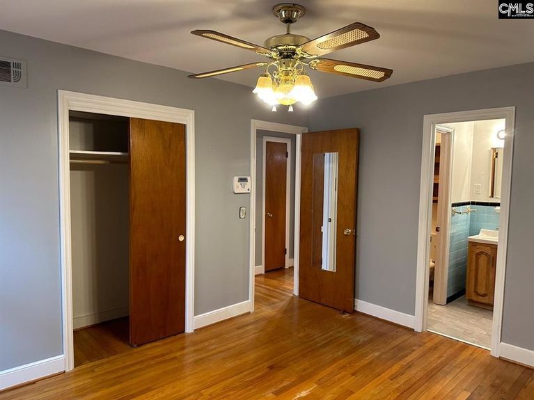 581885-8b21ffaa-3bc9-4b05-85e8-2d89efdb318e