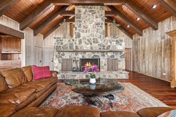 24.Cliff_Living-Fireplace Medium