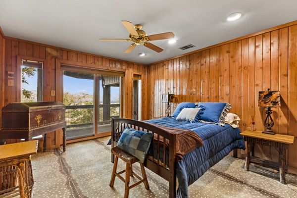 49.Cliff_Bedroom2 Medium