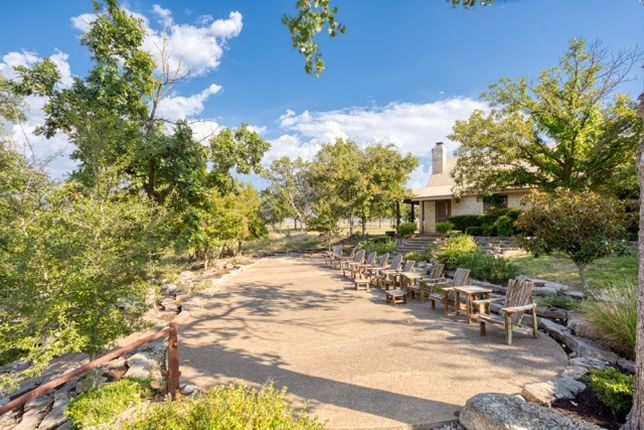 53.Cliff_SittingArea Medium