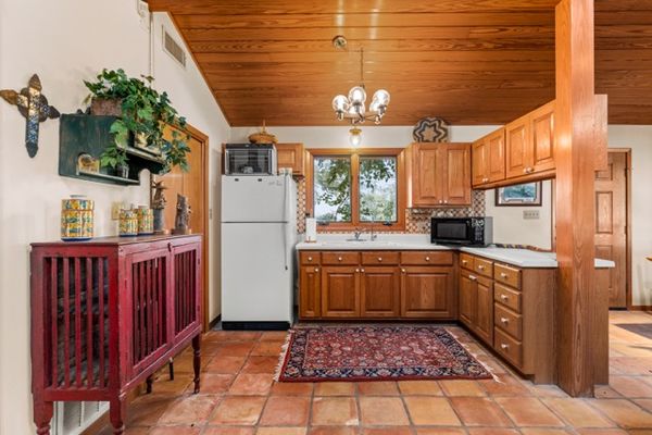 57.Cliff_GH_Kitchen Medium