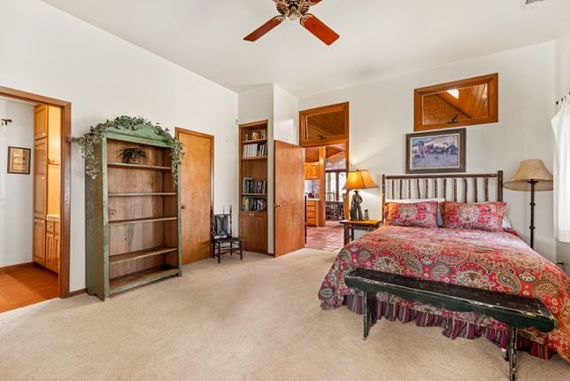 60.GH.Cliff_GH_Bedroom Medium