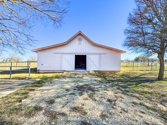 68.BarnIMG_7792 Medium