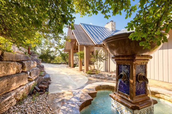 7.Cliff_Front2 Medium