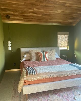 Mae's Ridge Vertical Photos - 8