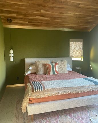 Mae's Ridge Vertical Photos - 8