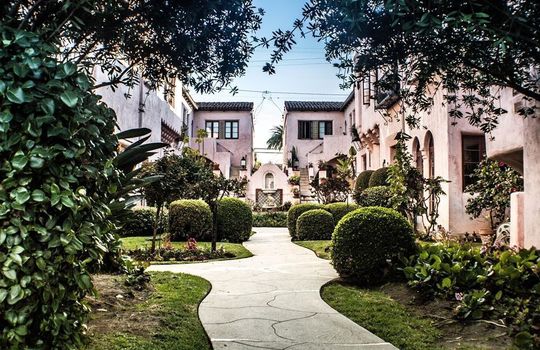 Alamitos Beach Rose Towers