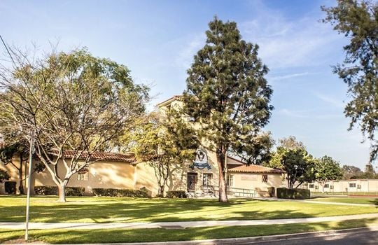 Lakewood Village Twain Elementary School