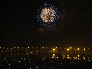 Signal-Hill-4th-of-July-Hilltop-park-fireworks