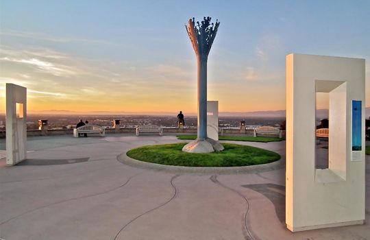 1600 CRESCENT HEIGHTS ST., SIGNAL HILL