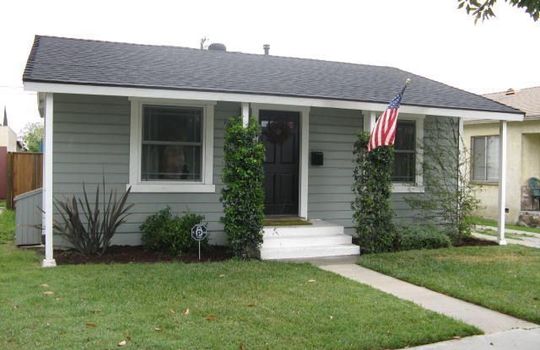 North Long Beach Homes