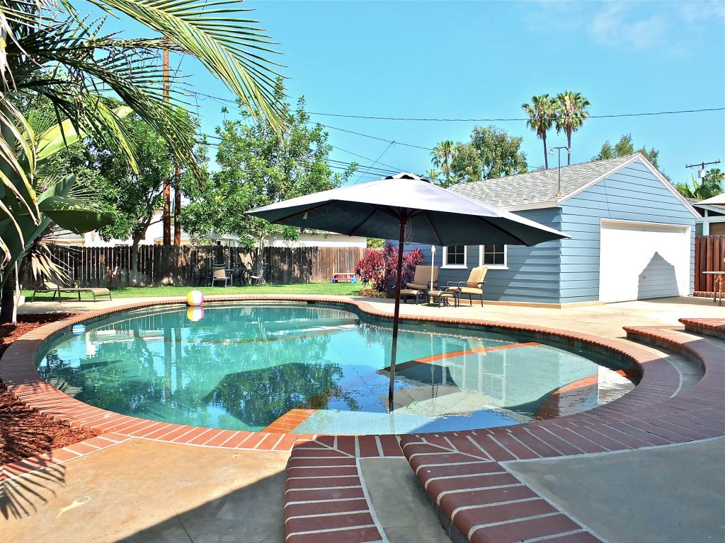 Pool Homes for Sale - ShowMeHome.com