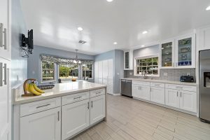 2273 N Ocana Ave Long Beach, CA, United States