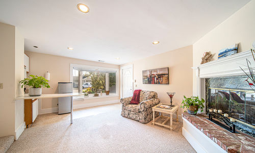 Multigenerational Living in Long Beach