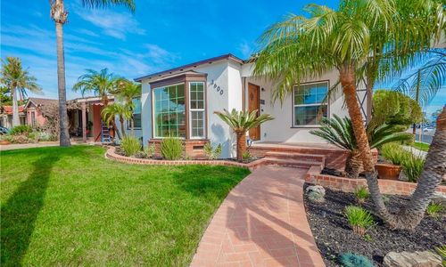 Should I Rent or Sell My Home?
