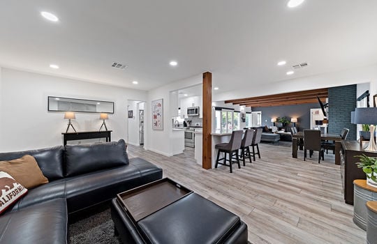 2312 San Anseline Ave