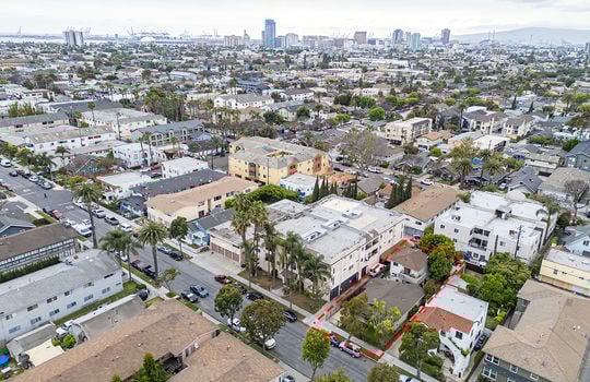 905 Gardenia Ave Long Beach, CA, United States