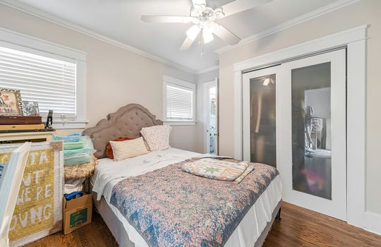905 Gardenia Ave Long Beach, CA, United States