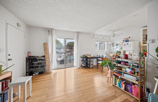905 Gardenia Ave Long Beach, CA, United States