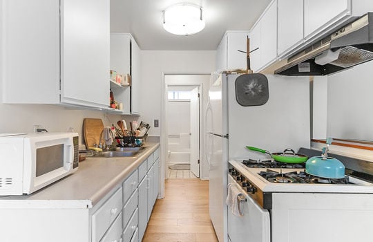 905 Gardenia Ave Long Beach, CA, United States